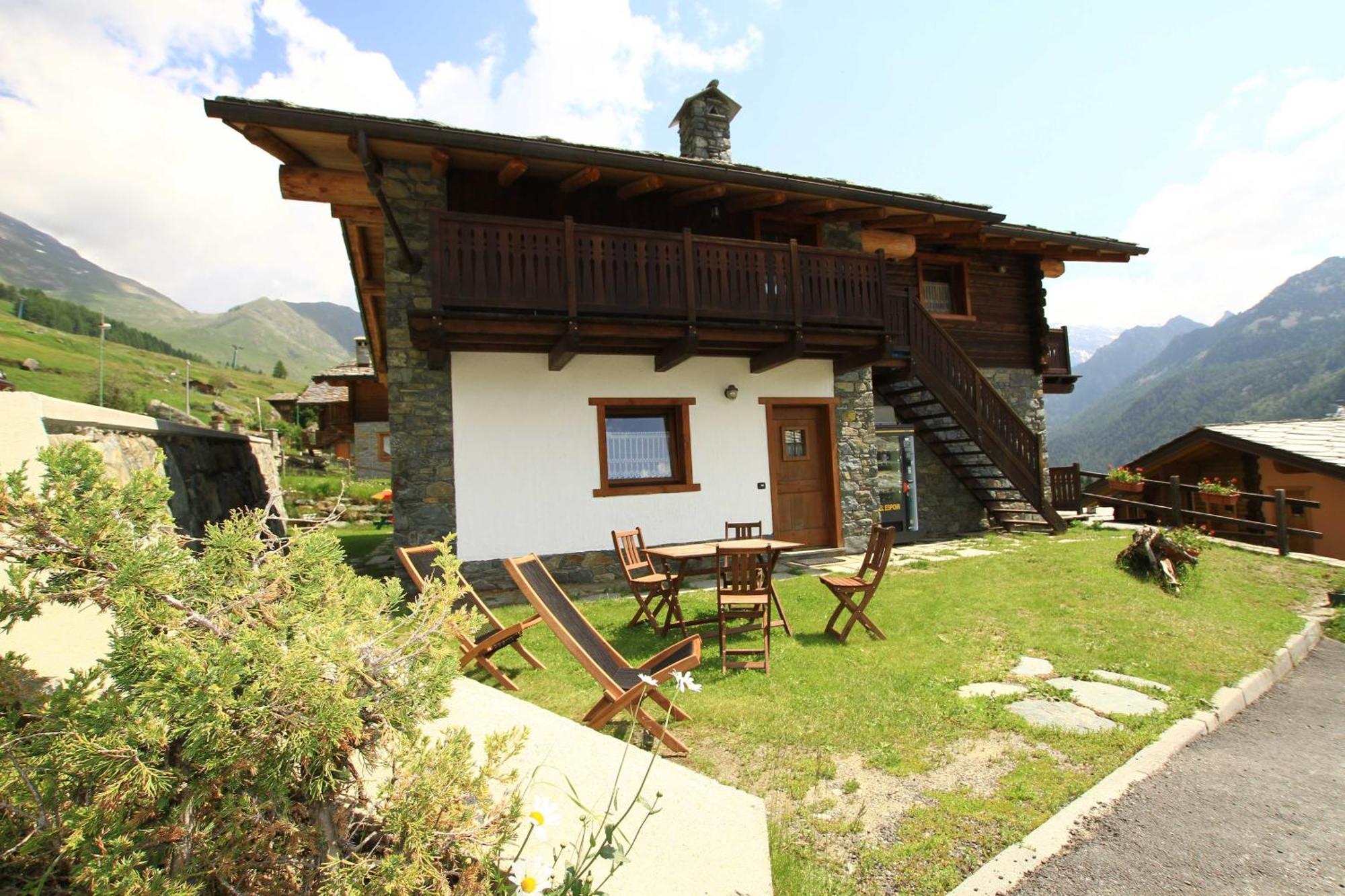 Residence Trompe-L'oeil Champoluc Exterior foto