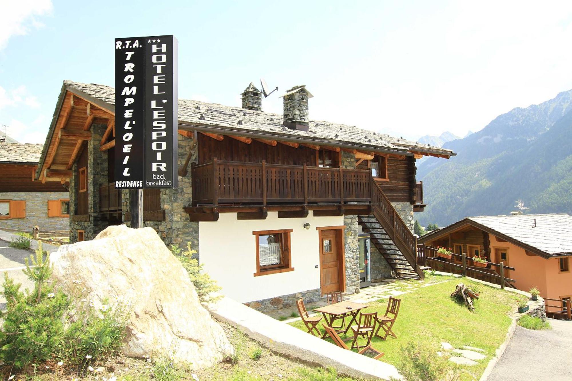 Residence Trompe-L'oeil Champoluc Exterior foto